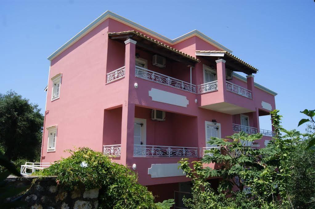Bambas Astrakeri